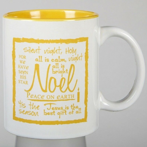 CHRISTMAS MUGS SET Of Four 10 Oz Mugs FINAL$ NEW - Picture 4 of 6